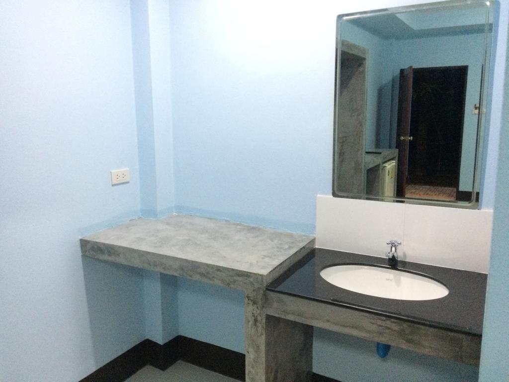 Appartamento Zam Zam House Ko Lanta Esterno foto